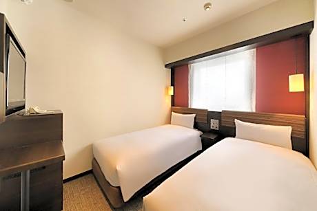 Economy Twin Room for 2 People - Non-Smoking