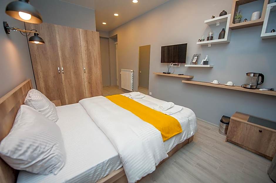 Easy Hotel T'bilisi