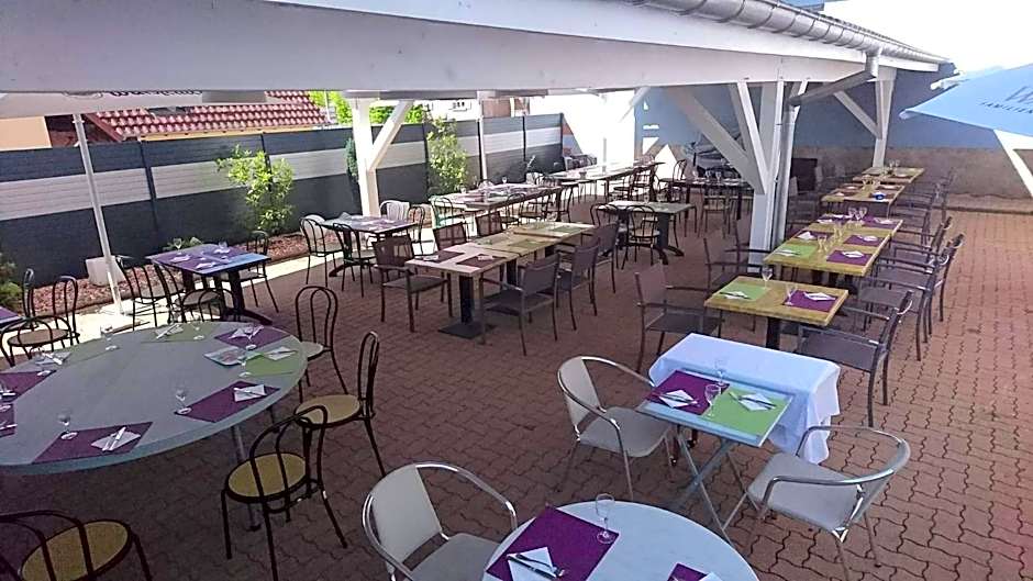 Logis Hotel Aux Comtes De Hanau