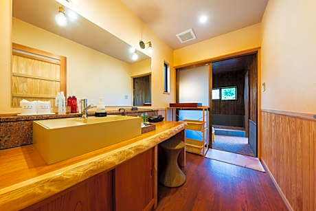 Quadruple Room with Bathroom with Private Hot Spring - Adult Only