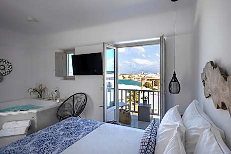 Executive Suite Sea View with Hot Tub