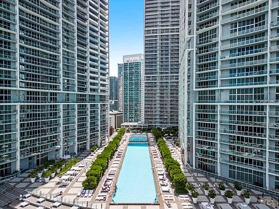 Limited time Deal 1BR 1BATH Located at ICON Brickell