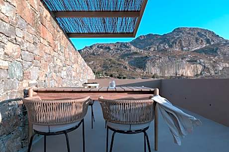 NERĒA Boutique Hotel
