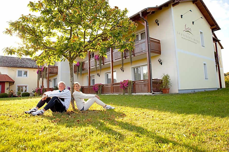 Hotel-Restaurant Teuschler-Mogg Bad Waltersdorf inklusiv Genusscard