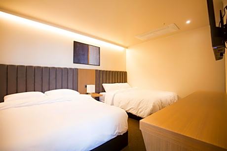 Main Ocean Royal Suite - Highest Floor