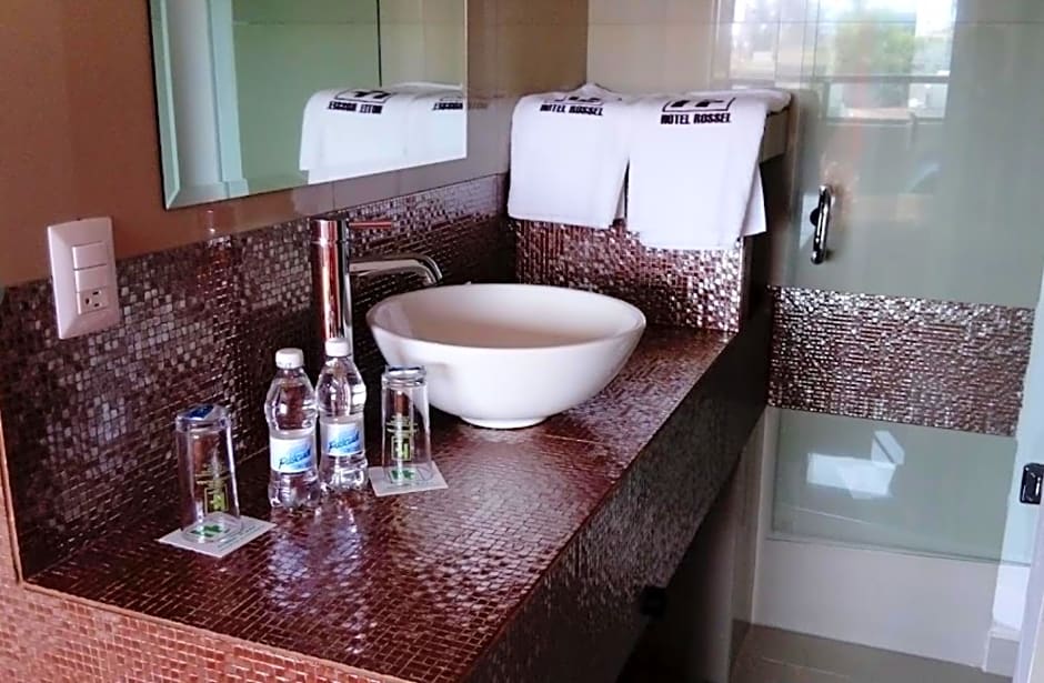 Hotel Rossel Plaza