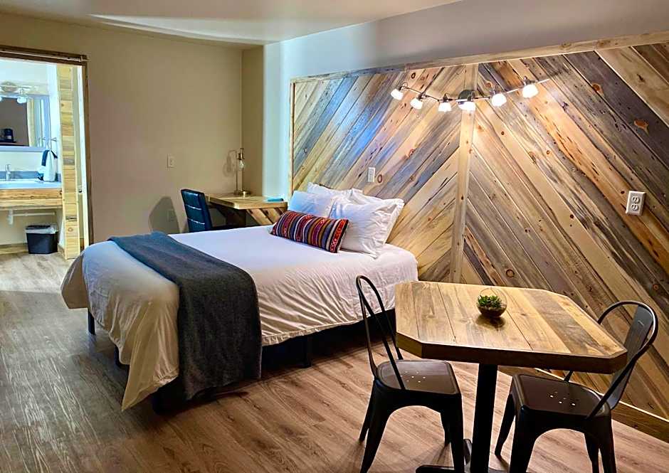 Horseshoe Bend Motel