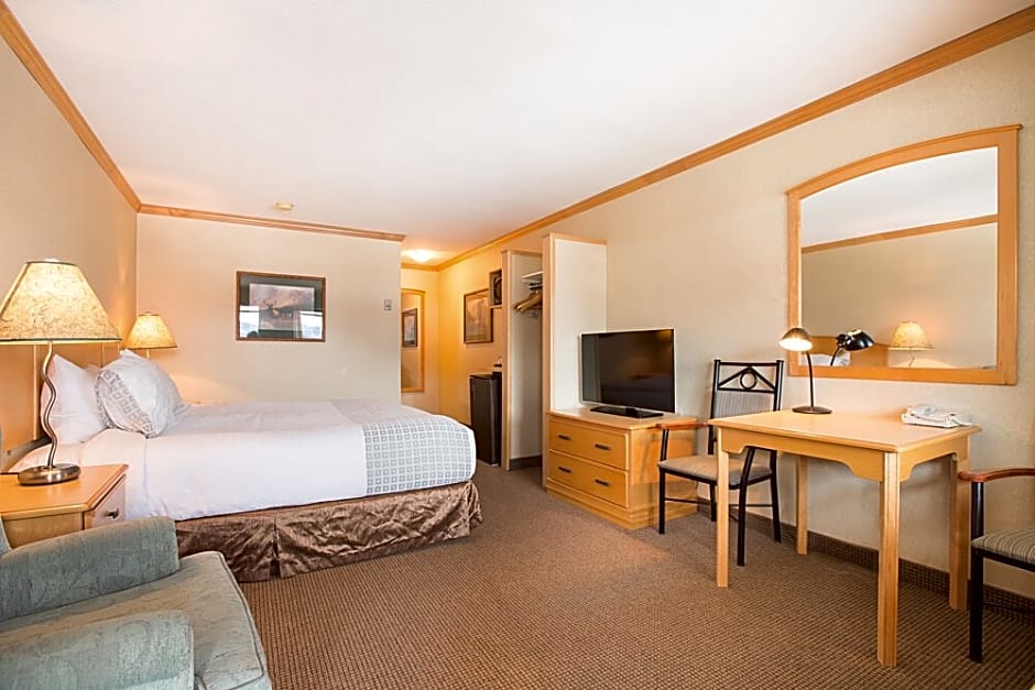 Mount Robson Inn