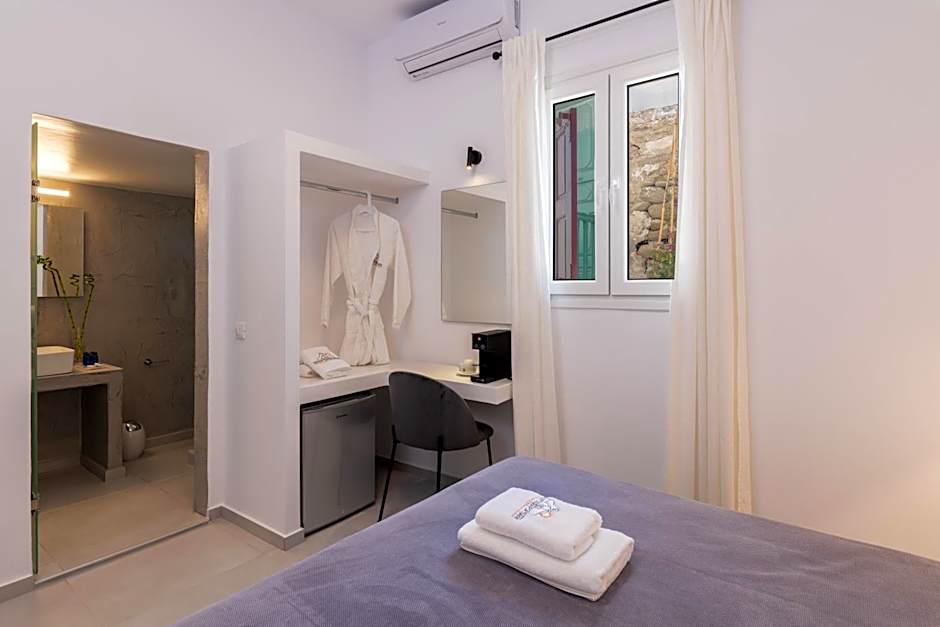 Sunset Paraportiani Rooms