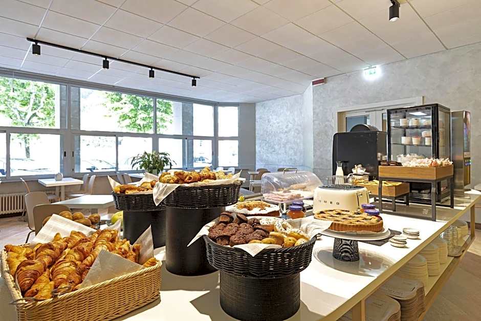 B&B Hotel Como City Center