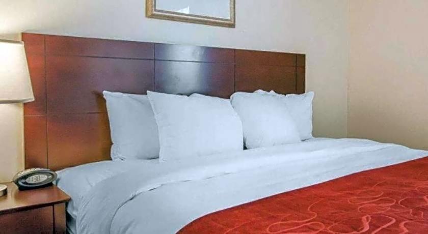 Quality Suites Jeffersonville - Louisville North