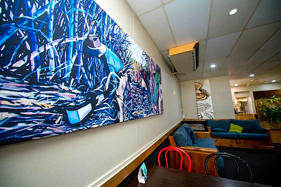 Sarina Motor Inn