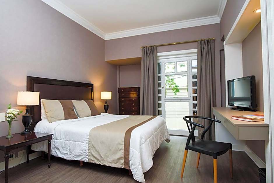 1253 Recoleta Small Hotel