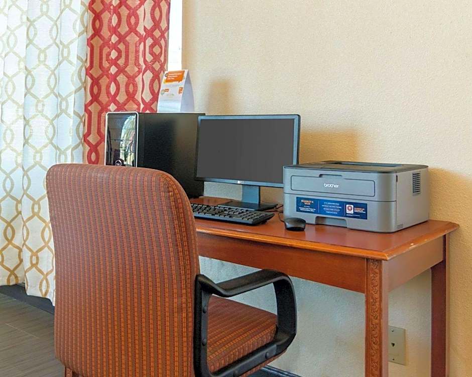 HomeStay Inn & Suites