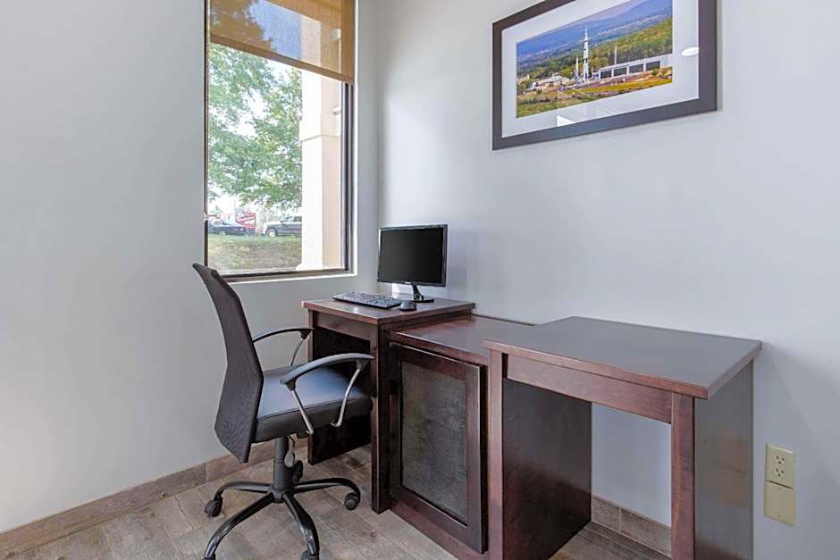 Quality Inn Athens I-65 / Huntsville Area West