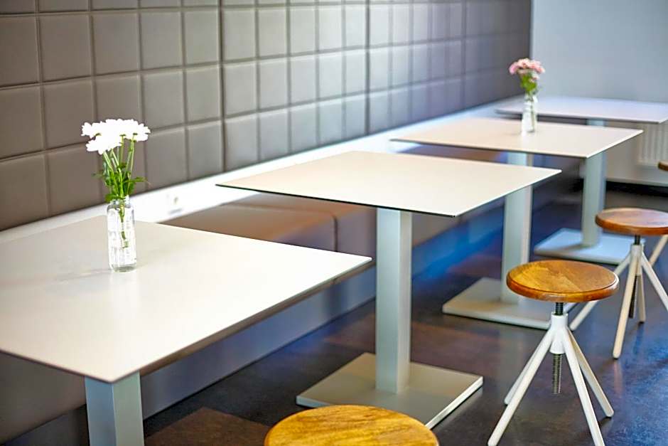 a2 HOTELS Plochingen