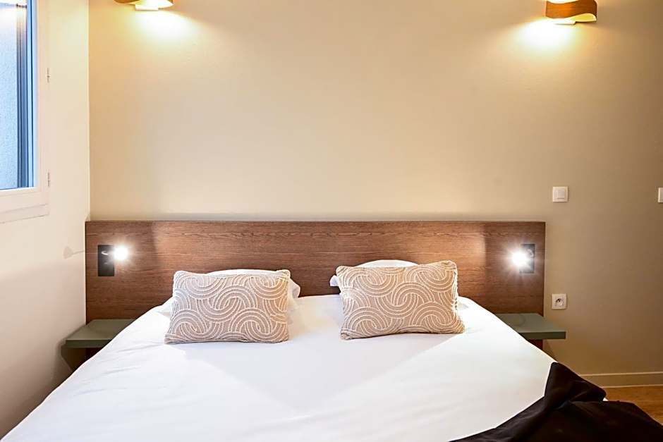 Comfort Aparthotel Versailles, St Cyr l&#x27;Ecole