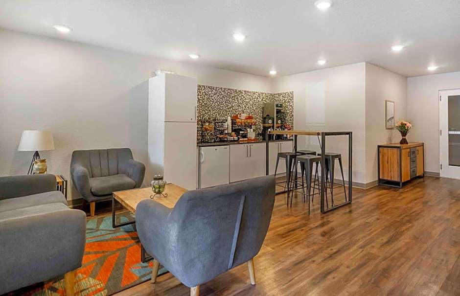 Extended Stay America Suites - Clearwater