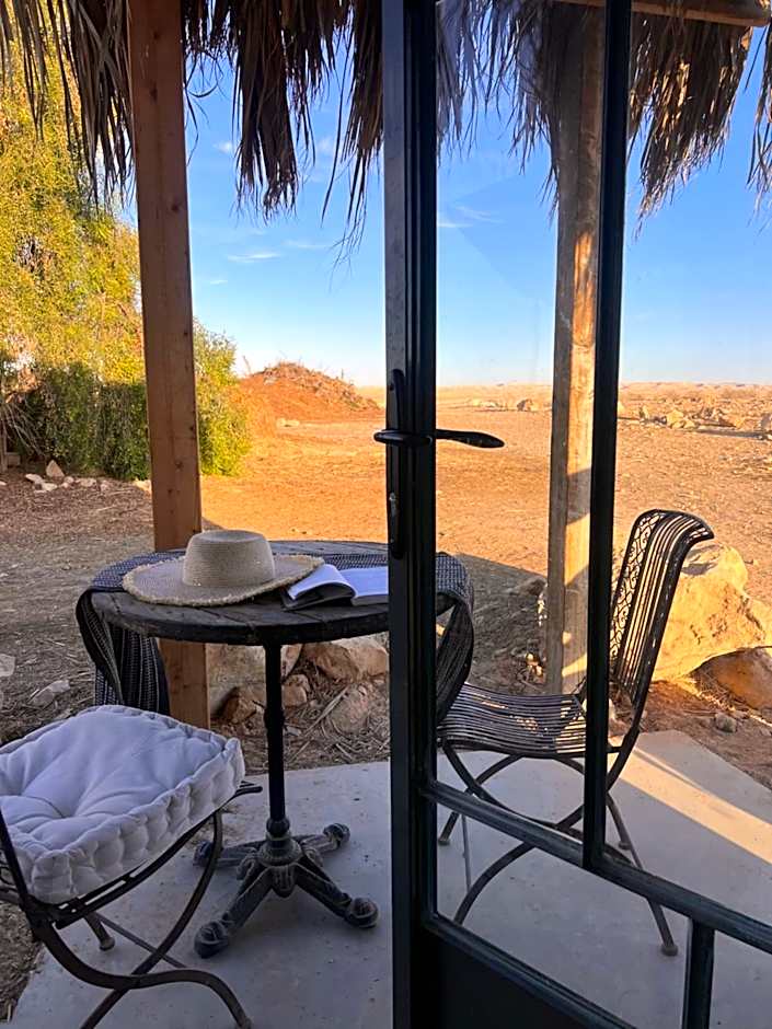 Tobiana Desert Lodging Negev