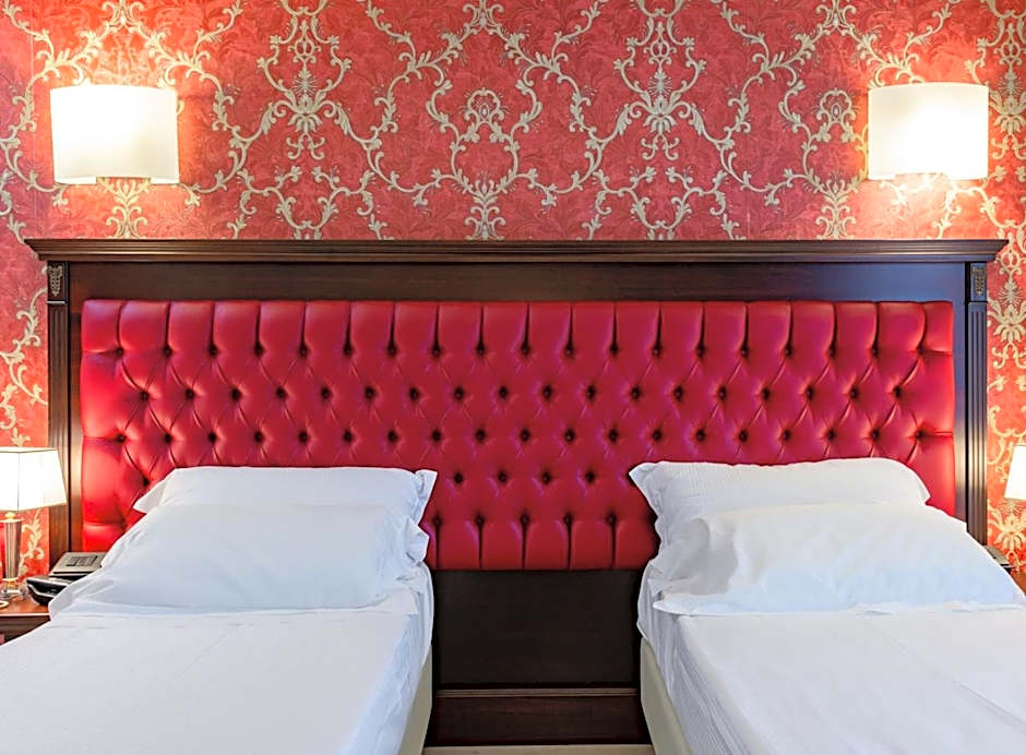 La Paloma Blanca Hotel