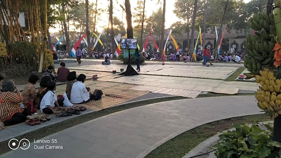 Rumah Singgah Peziarah Ganjuran