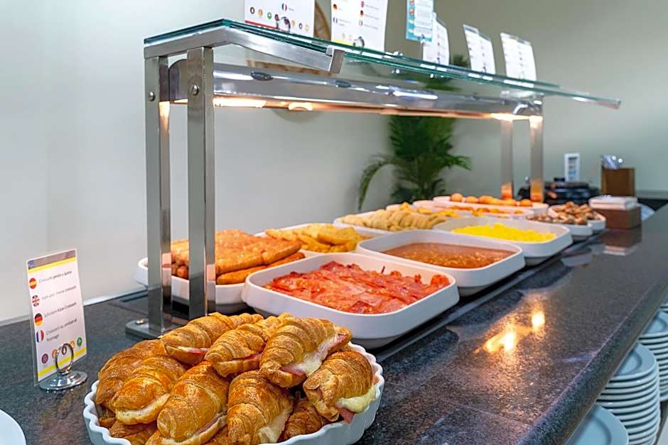 Apartamentos Galeon Playa