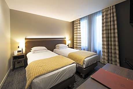 Economy Twin Room