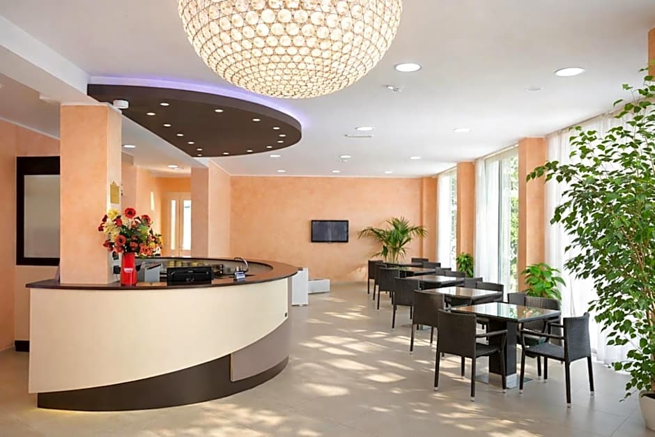 Hotel Favorita Easy Stay Room Only