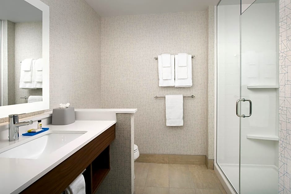 Holiday Inn Express Knoxville-Strawberry Plains By IHG