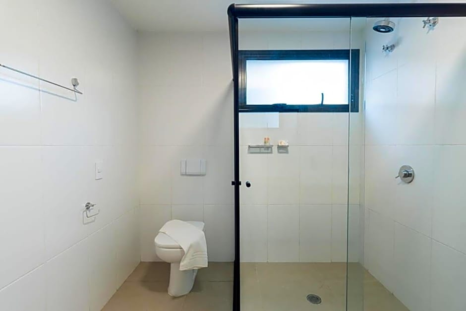 BHomy Pinheiros - Excelente localização MR 217A