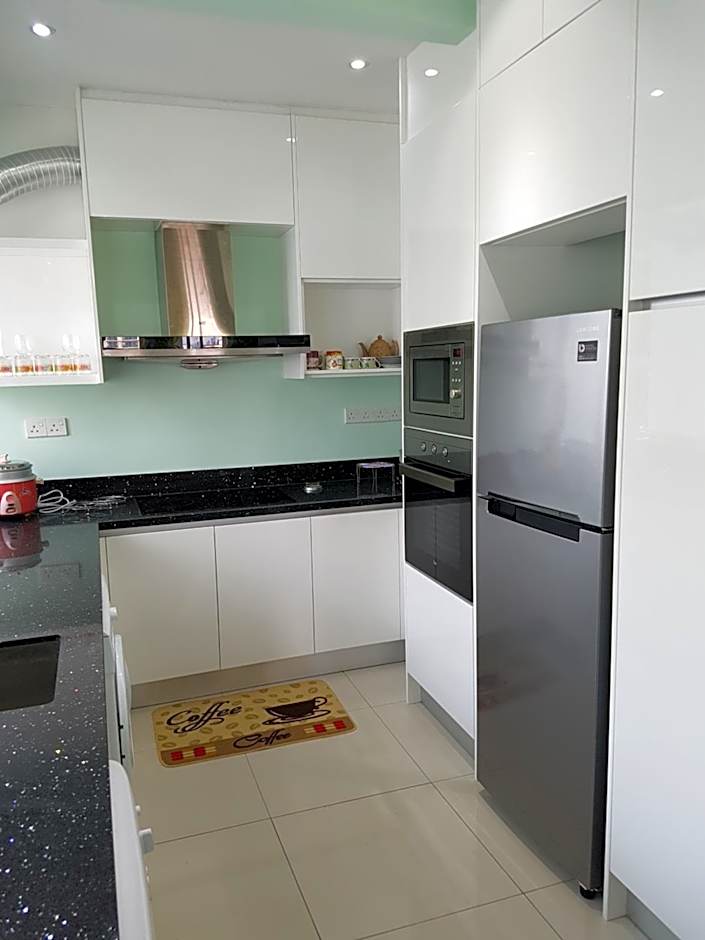 Garden Apartment at Zenith