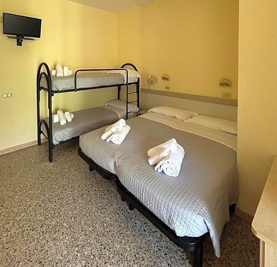Hotel Ines
