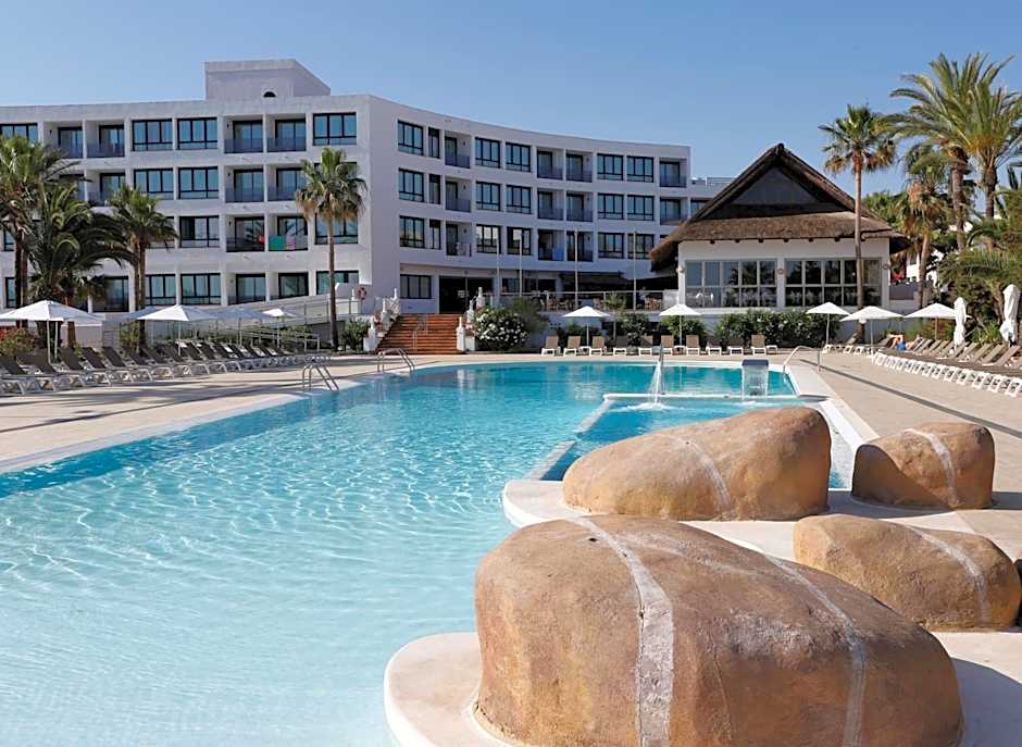 Marvell Club Hotel & Apartments