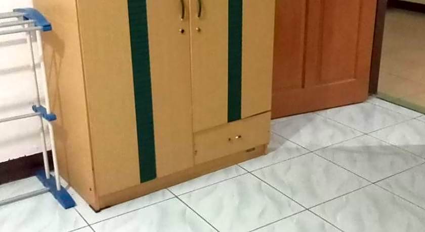 OYO 2180 Vina Vira Hotel