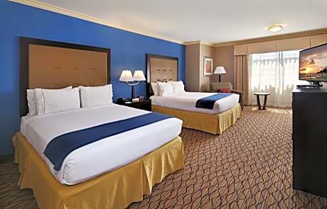 Holiday Inn Express Port Hueneme by IHG
