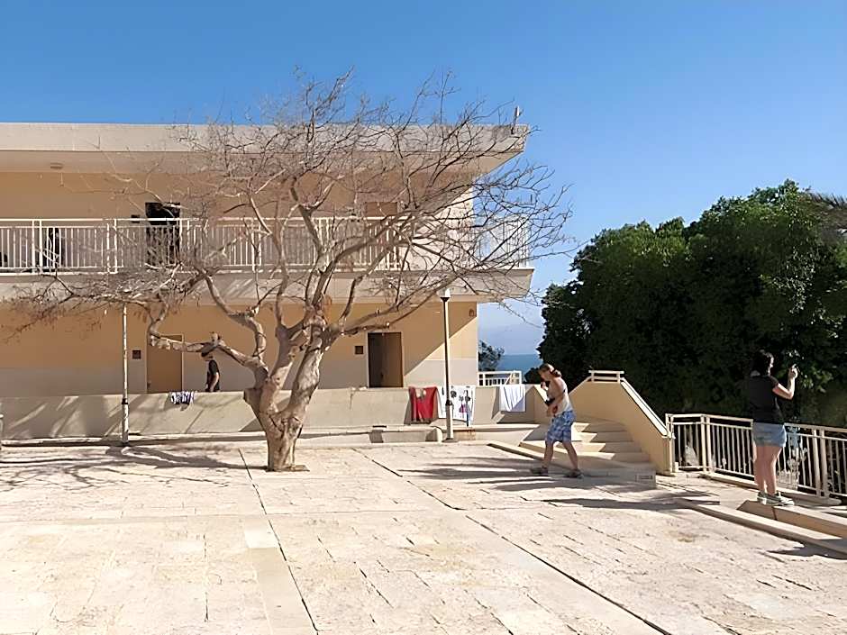 HI Ein Gedi Hostel