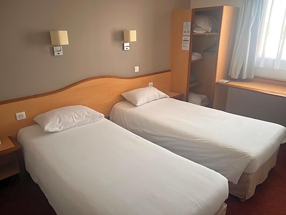 Brit Hotel Confort Montauban