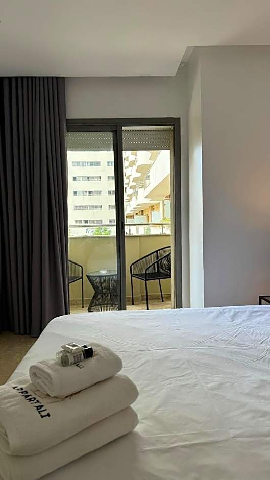 Dreamy 3BR with Terrace -AppartAli Luxury Platform