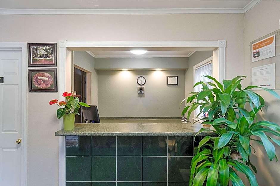 Econo Lodge Sturbridge