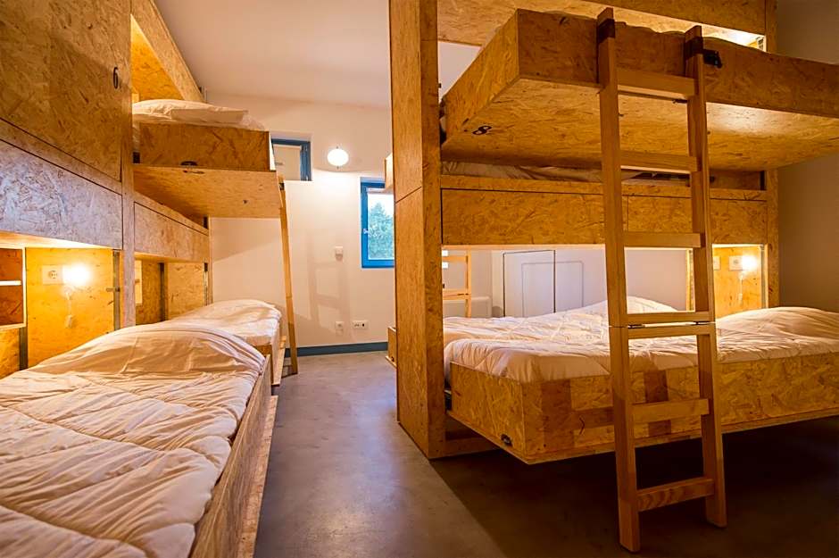 Foto 1 von 3 von Bed in 10-Bed Mixed Dormitory Room