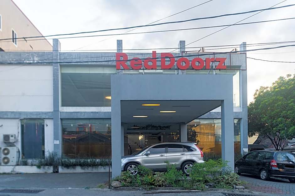 RedDoorz near Bahu Mall Manado