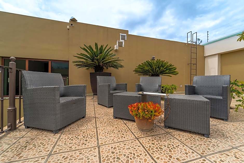 Casa de las Flores Hotel