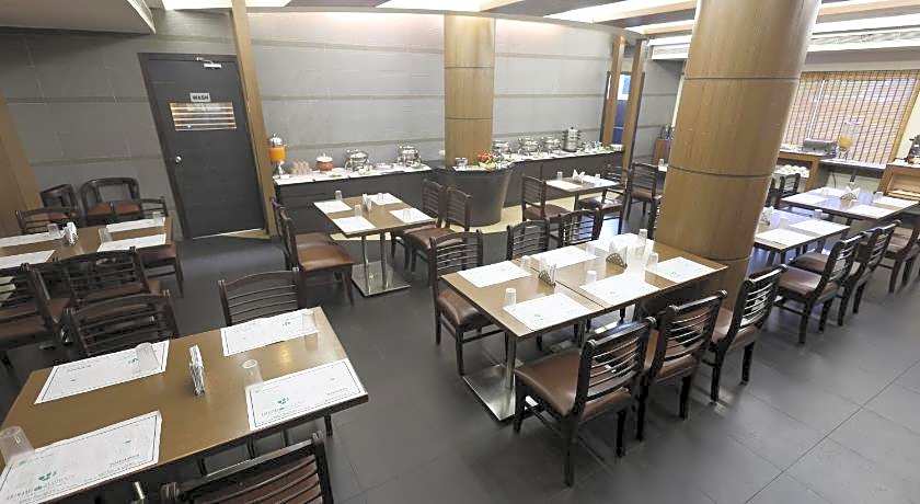 Hotel Abirami Residency