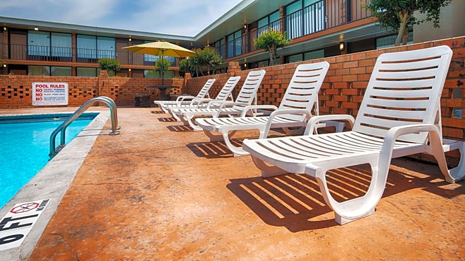 Best Western Greenville Airport