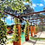 Hero's Garden Relais