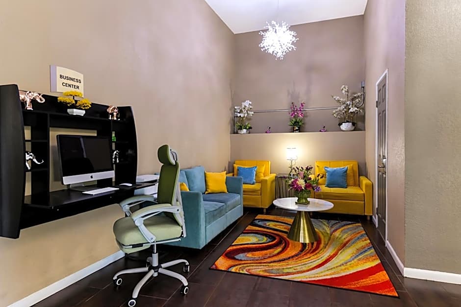 Baymont by Wyndham Liberty MO