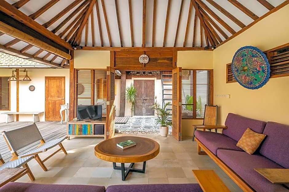 Gorgeous 4 BR Villa in Canggu