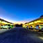 Country Roads Motor Inn