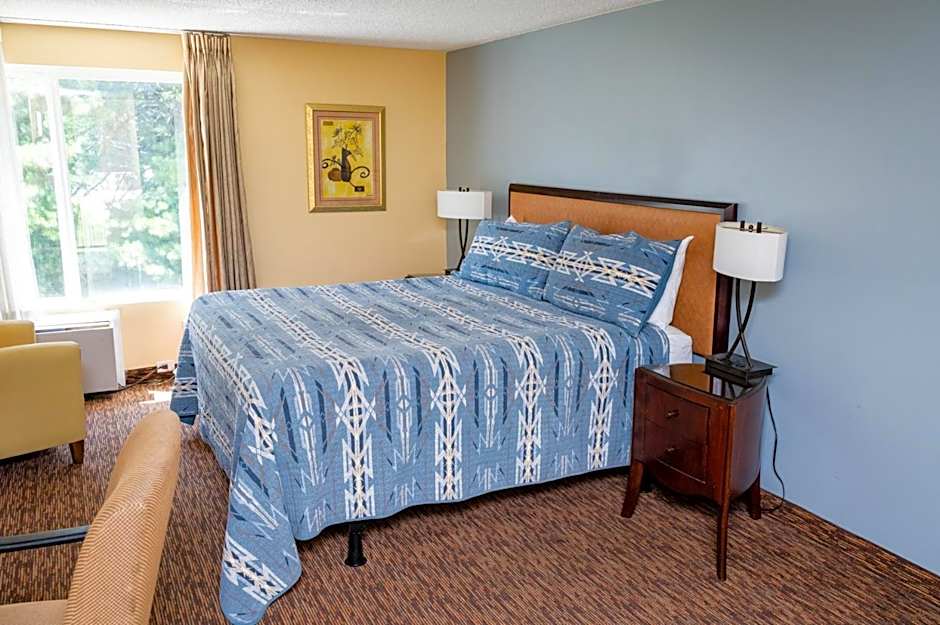 Columbia Gorge Inn