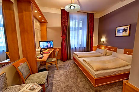 Small Double Room